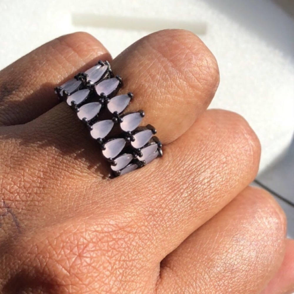 Gorgeous Ring With Swarovski Elements Hematite Fi… - image 8